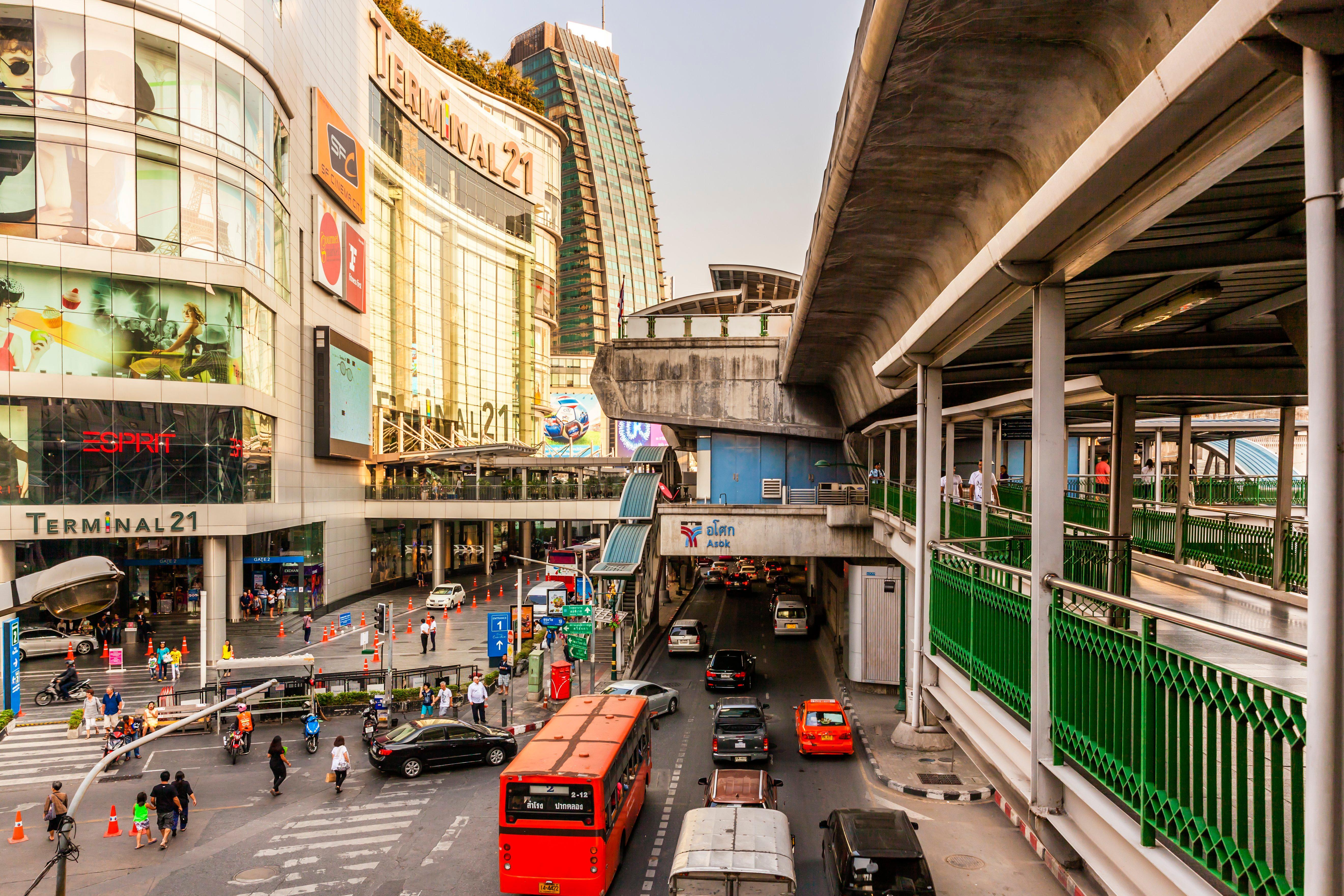 Holiday Inn Express Bangkok Sukhumvit 11, An Ihg Hotel Экстерьер фото